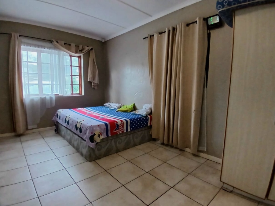 4 Bedroom Property for Sale in Beacon Bay Eastern Cape